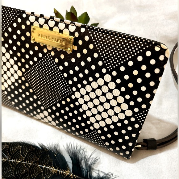 Anne Klein Black and Ivory Geometric Women's Wallet - Picture 9 of 13